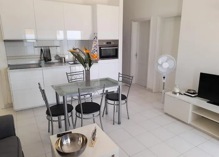 El Mar De Peyo , Primera Linea De Playa