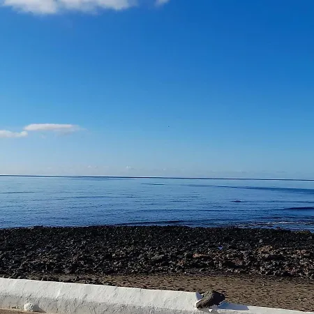 El Mar De Peyo , Primera Linea De Playa Διαμέρισμα Playa Honda (Lanzarote)