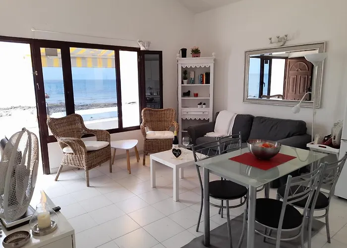 El Mar De Peyo , Primera Linea De Playa * Playa Honda (Lanzarote)