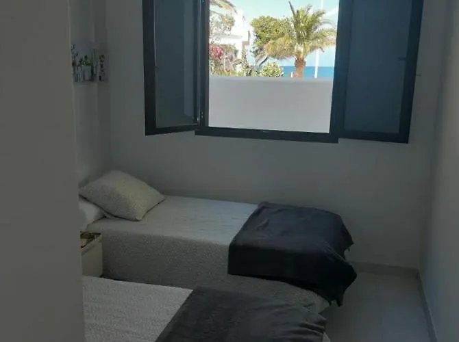 아파트 El Mar De Peyo , Primera Linea De Playa